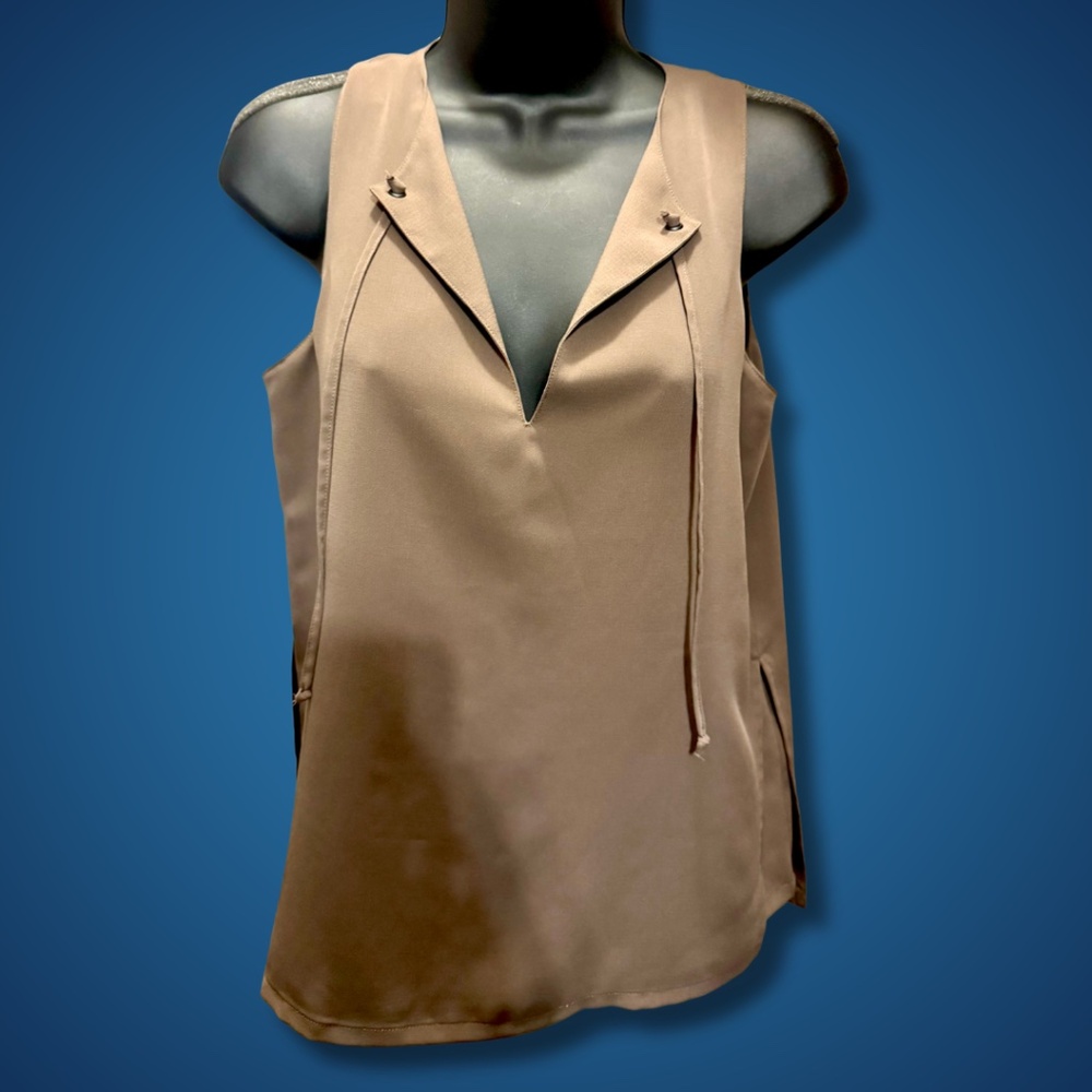 ✨ Kenneth Cole Reaction Sleeveless Blouse | Size XS | Tan | EUC